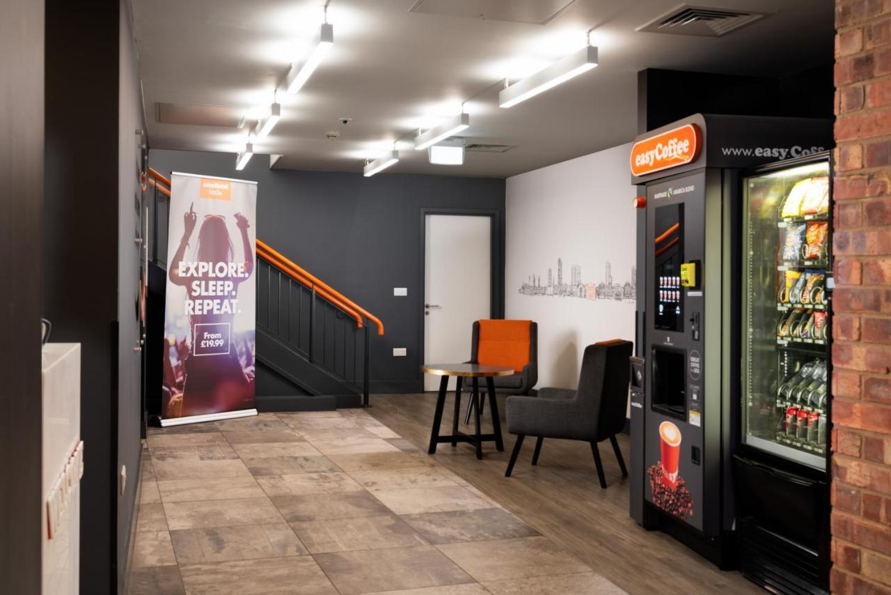 easyHotel Leeds Leeds  Buitenkant foto