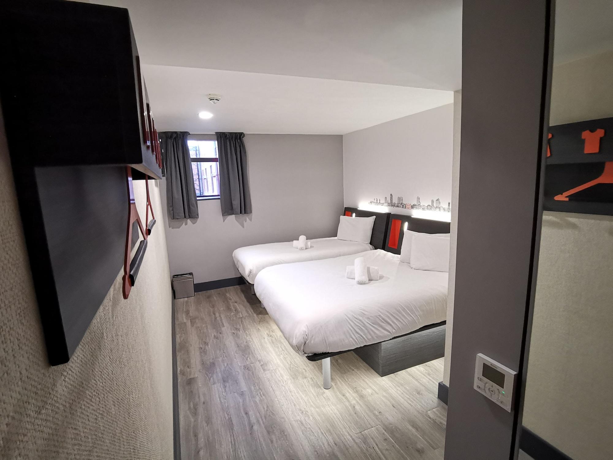 easyHotel Leeds Leeds  Buitenkant foto