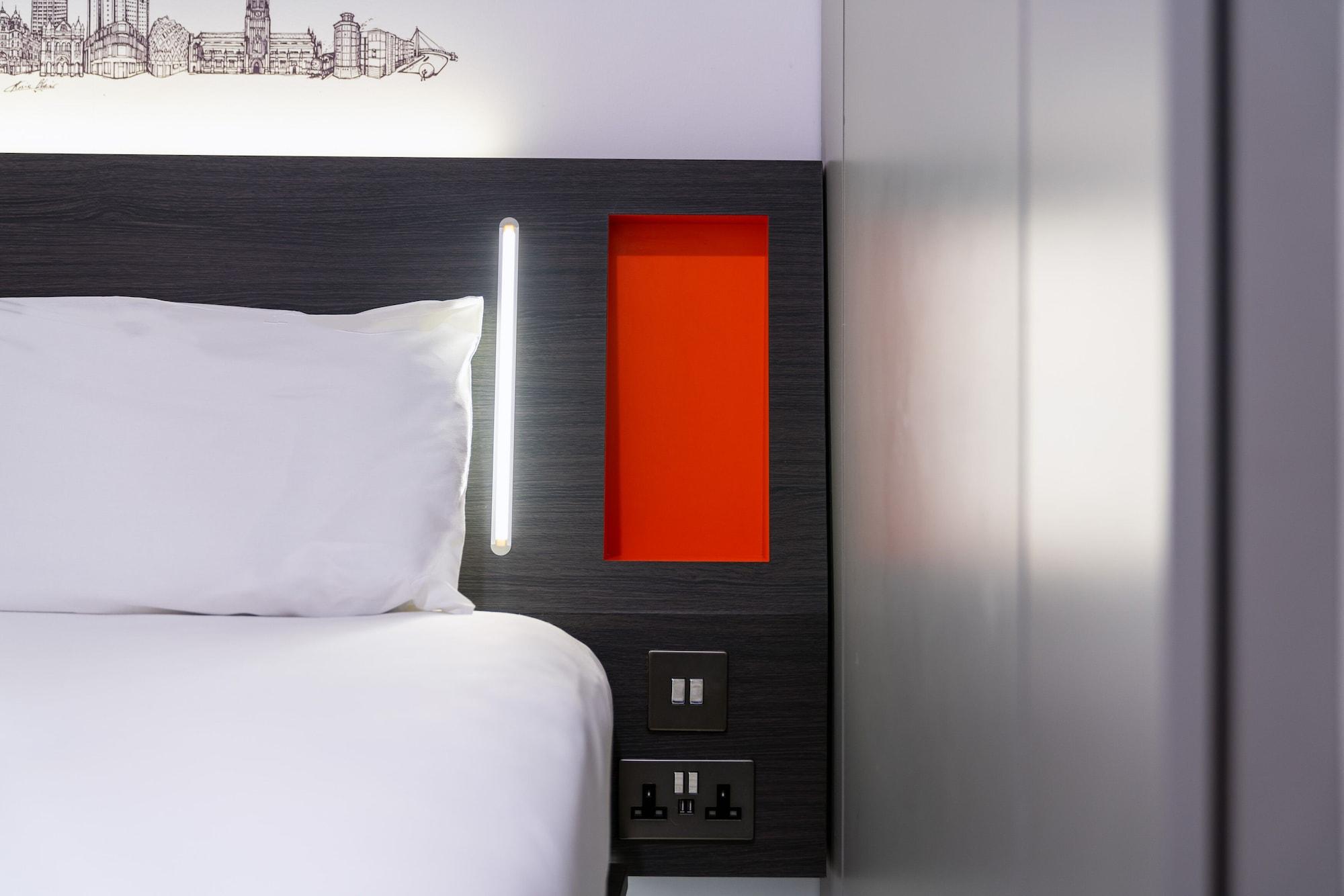 easyHotel Leeds Leeds  Buitenkant foto