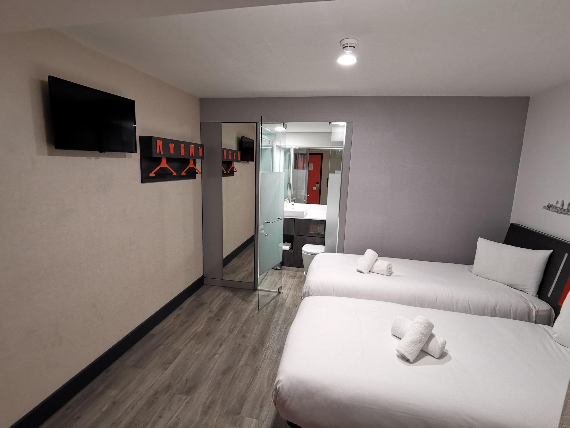 easyHotel Leeds Leeds  Buitenkant foto