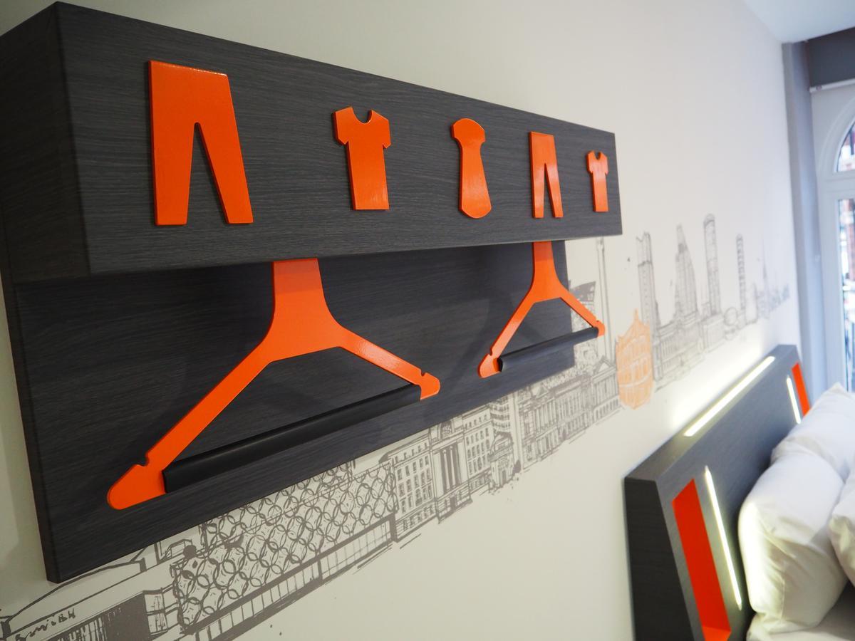 easyHotel Leeds Leeds  Buitenkant foto